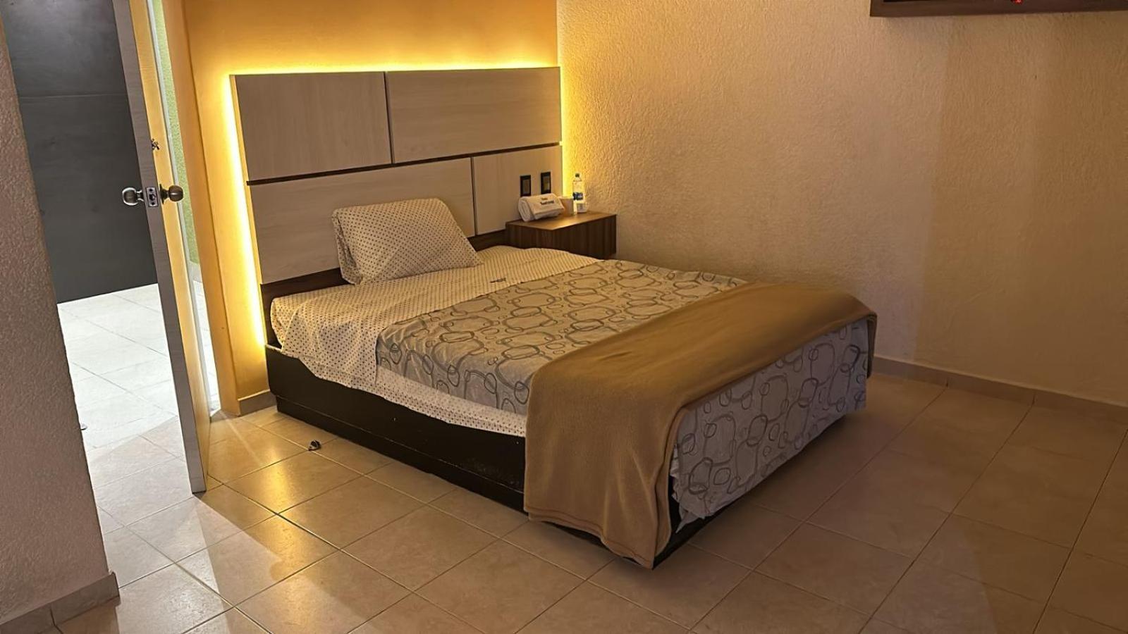 Hotel Beethoven — Photos 1